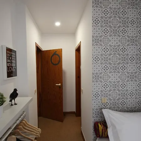 Bn Ghouse Penzion Lisboa