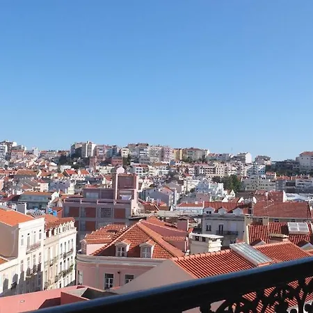 Πανσιόν Bn Ghouse 3*